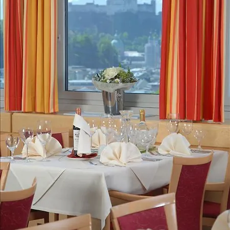 Austria Trend Europa 4* Solnohrad